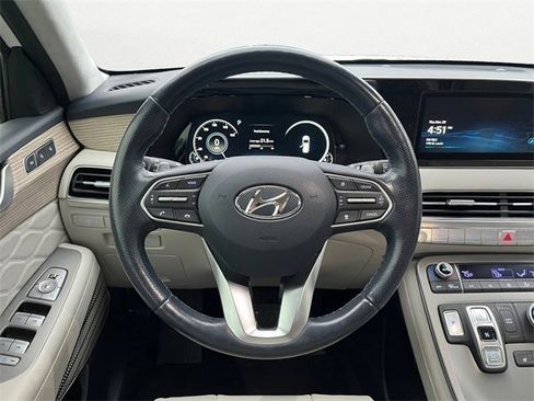 Used 2022 Hyundai Palisade Calligraphy image 13