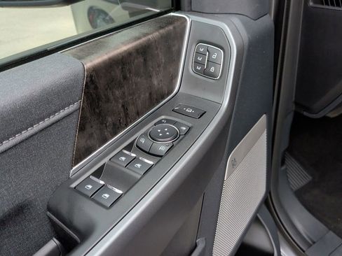 New 2026 Ford F250 4x4 Crew Cab Super Duty image 17