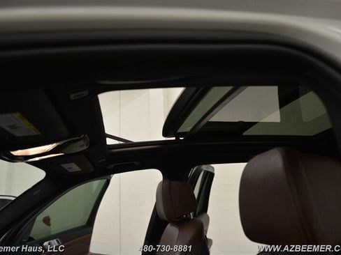 Used 2019 BMW X5 xDrive40i w/ M Sport Package AWD/4WD image 38