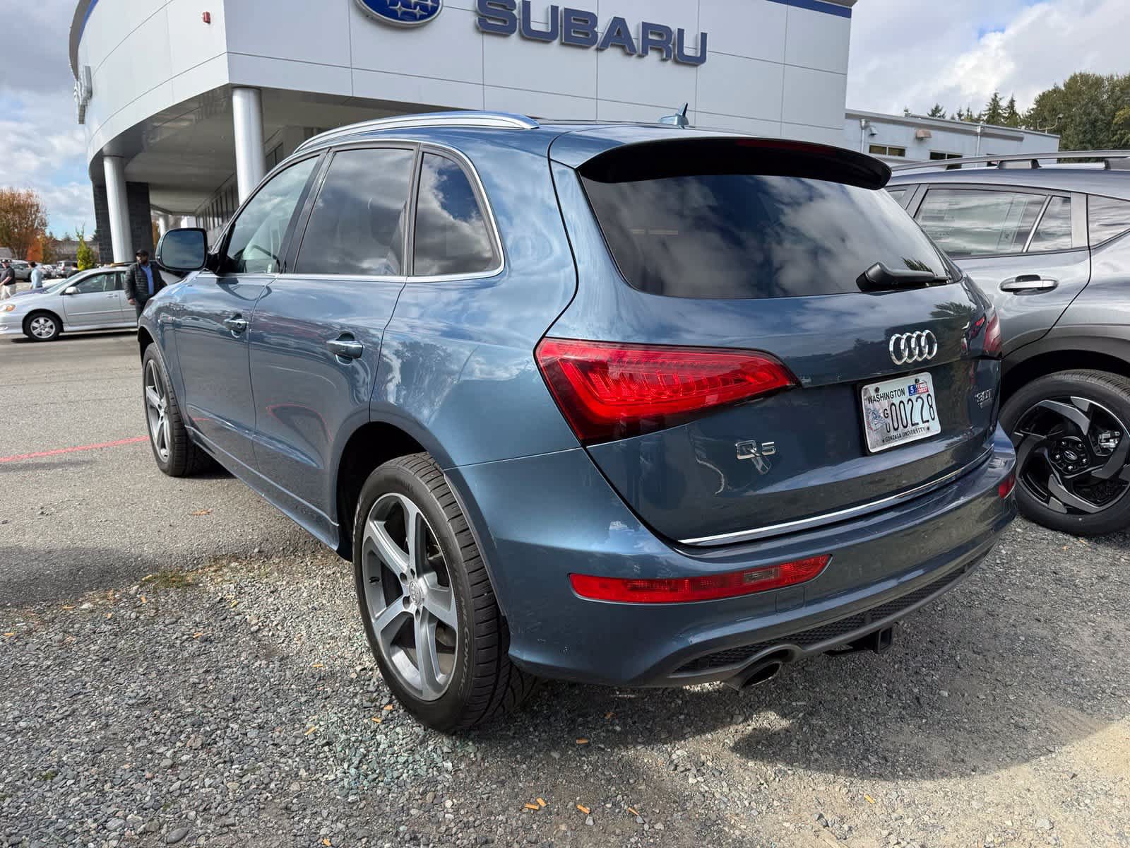 Used 2016 Audi Q5 3.0T Premium Plus w/ Technology Package AWD/4WD image 2
