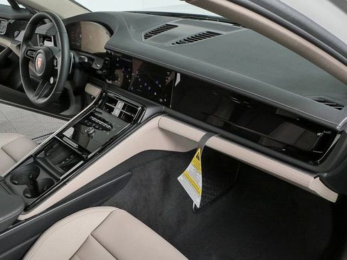 New 2026 Porsche Panamera RWD image 24