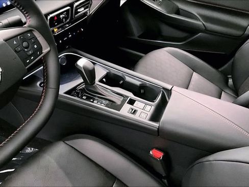 New 2026 Nissan Sentra SR w/ SR Premium Package FWD image 9
