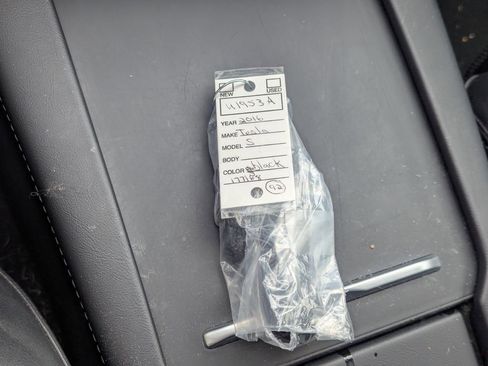 Used 2016 Tesla Model S Performance image 36