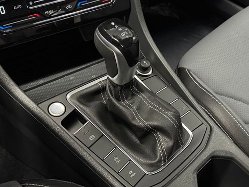 New 2025 Volkswagen Jetta SEL image 11