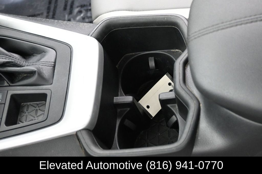 Used 2023 Toyota RAV4 XLE Premium AWD/4WD image 23