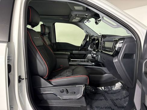 Used 2024 Ford F250 Lariat w/ Lariat Ultimate Package image 34