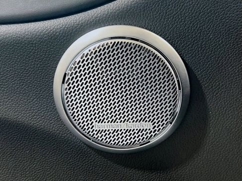 Used 2023 Alfa Romeo Giulia Veloce RWD image 14