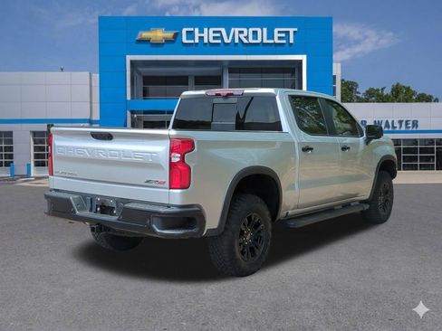 Used 2022 Chevrolet Silverado 1500 ZR2 w/ Technology Package image 6