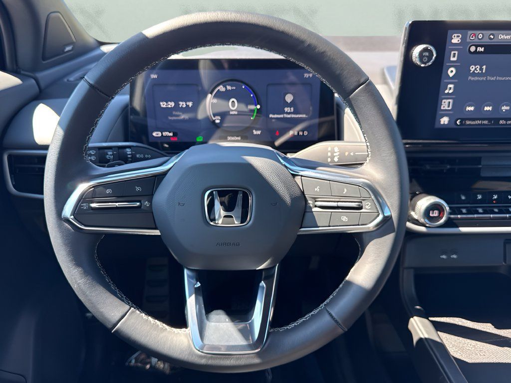 Used 2025 Honda Prologue Touring image 13