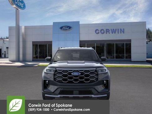 New 2026 Ford Explorer Platinum image 8