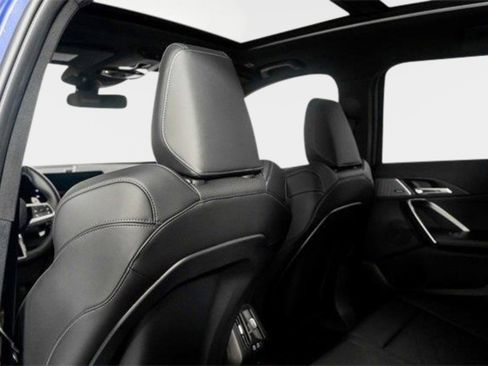 Used 2025 BMW X1 M35i image 50