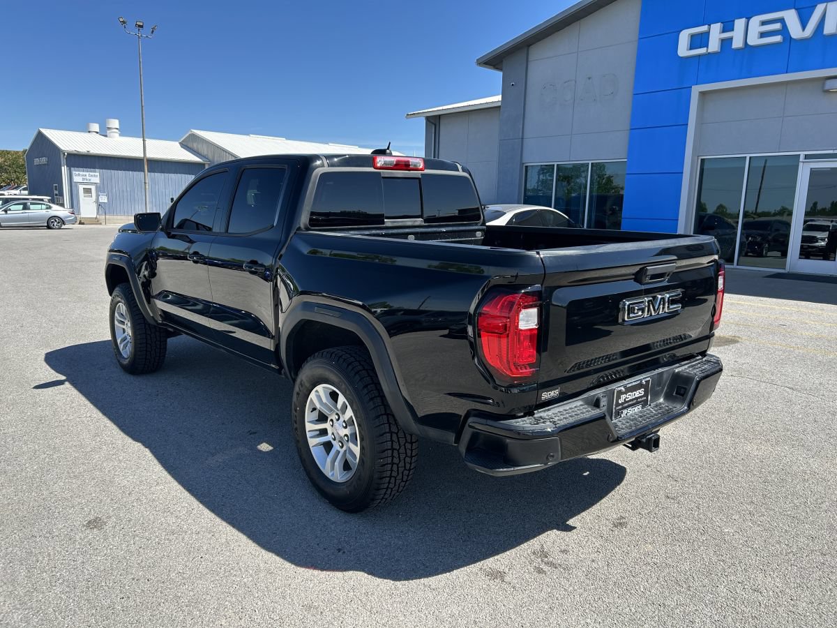 Used 2023 GMC Canyon Elevation w/ Elevation Premium Package AWD/4WD image 6