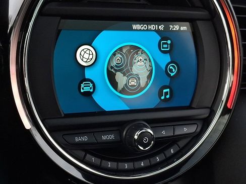 Used 2021 MINI Cooper 2-Door Hardtop w/ Storage Package image 17