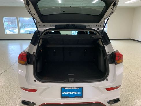 Used 2022 Buick Encore GX Preferred w/ Sport Touring Package image 7