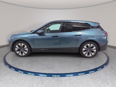 Used 2023 BMW iX xDrive50 AWD/4WD image 11