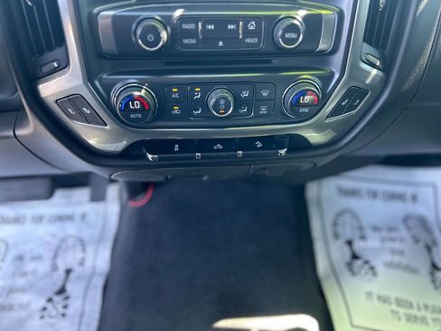 Used 2018 Chevrolet Silverado 1500 LT w/ All Star Edition AWD/4WD image 13