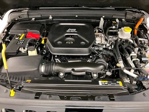 Used 2023 Jeep Wrangler Unlimited Sahara image 24