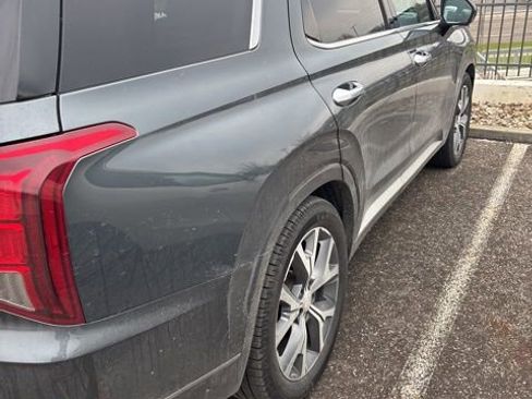 Used 2021 Hyundai Palisade Limited image 3