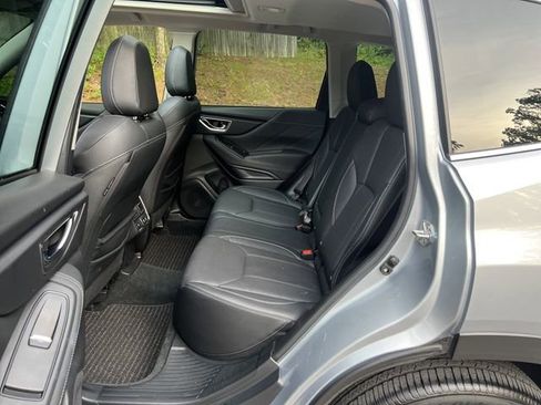 Used 2023 Subaru Forester Touring AWD/4WD image 14