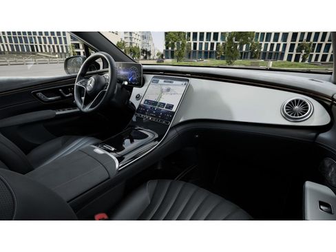 Used 2023 Mercedes-Benz EQS 450+ SUV image 7