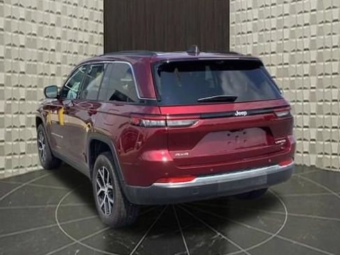 Certified 2025 Jeep Grand Cherokee Limited w/ Luxury Tech Group II AWD/4WD image 7
