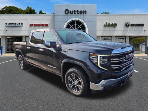 Used 2025 GMC Sierra 1500 SLT AWD/4WD image 1