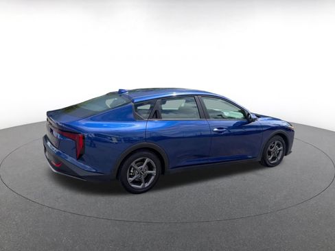 Used 2025 Kia K4 FWD image 14
