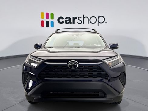 Used 2025 Toyota RAV4 XLE AWD/4WD image 8