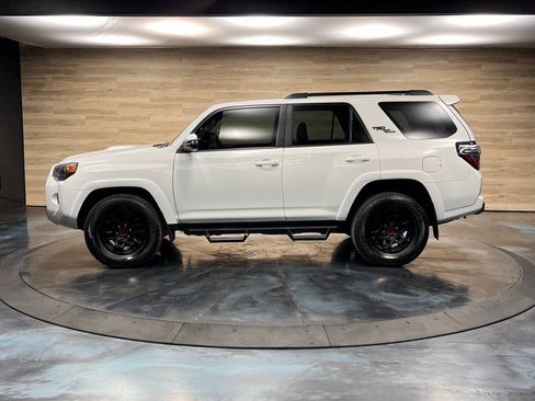 Used 2023 Toyota 4Runner TRD Off-Road Premium image 15