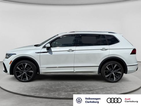 Used 2024 Volkswagen Tiguan SEL R-Line AWD/4WD image 8