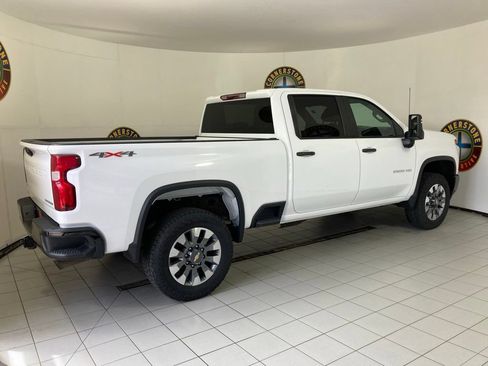 Used 2022 Chevrolet Silverado 2500 Custom w/ Custom Convenience Package AWD/4WD image 20