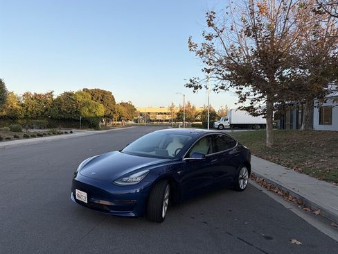 Used 2018 Tesla Model 3 Long Range AWD/4WD image 35