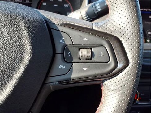 Used 2022 Chevrolet TrailBlazer RS AWD/4WD image 25