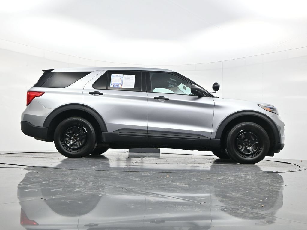 Used 2024 Ford Explorer 4WD Police Interceptor image 47