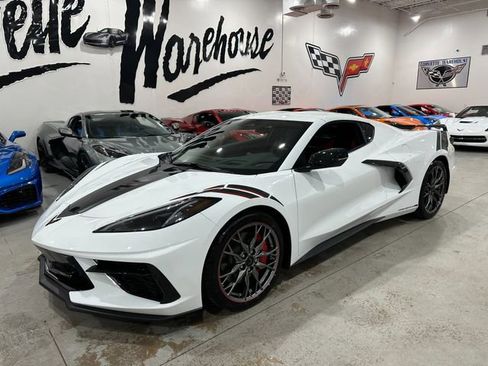 Used 2024 Chevrolet Corvette Stingray Preferred Cpe w/ Z51 Performance Package image 22