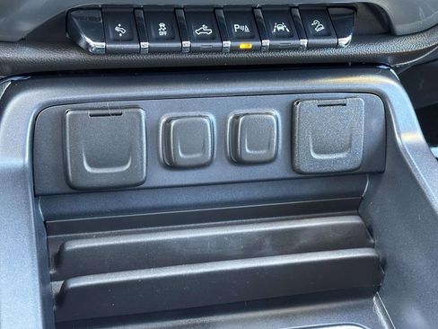 Used 2016 Chevrolet Silverado 1500 LTZ Z71 w/ LTZ Plus Package image 13