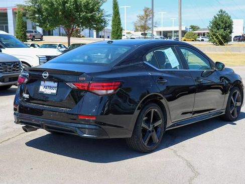 Used 2024 Nissan Sentra SR w/ SR Premium Package FWD image 3