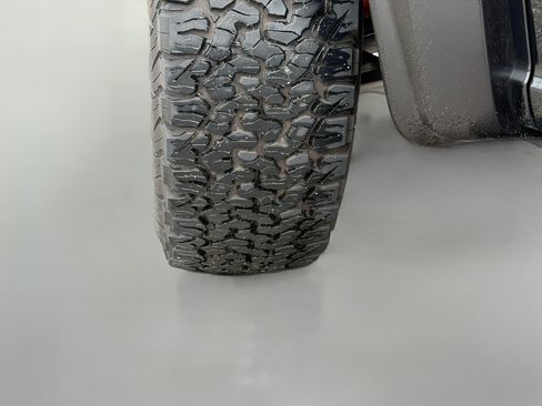 Used 2025 Ford F150 Raptor AWD/4WD image 43