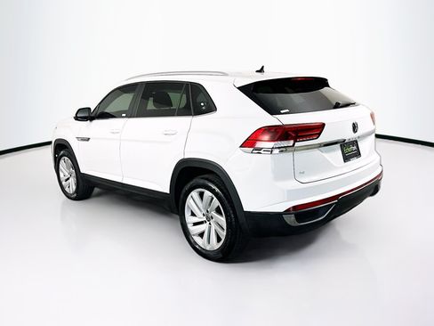 Used 2023 Volkswagen Atlas Cross Sport SE FWD image 5