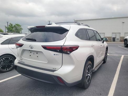 New 2025 Toyota Highlander XLE AWD/4WD image 5