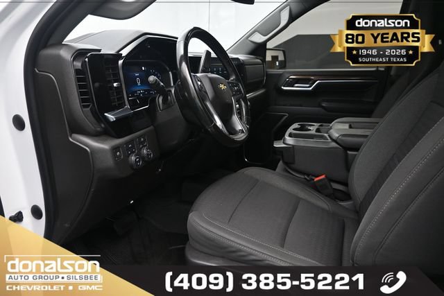 Used 2023 Chevrolet Silverado 1500 RST w/ Redline Edition AWD/4WD image 7
