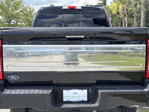 Used 2024 Ford F350 Platinum w/ Tremor Off-Road Package AWD/4WD image 10