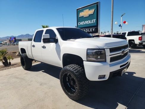 Used 2008 Chevrolet Silverado 2500 LT w/ 2LT Convenience Package RWD image 2