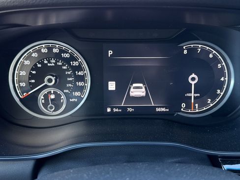 Used 2025 Genesis G70 2.5T w/ Sport Prestige Package image 4