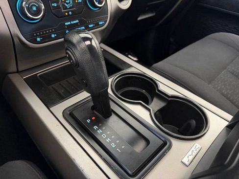 Used 2017 Ford Expedition XLT RWD image 24