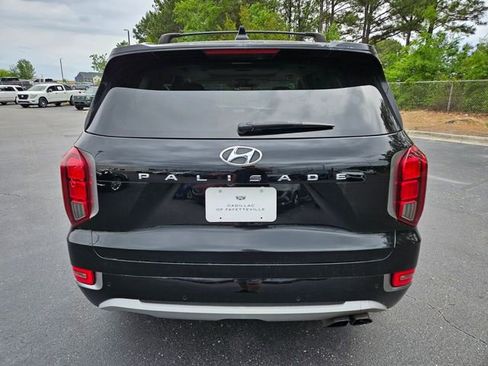 Used 2021 Hyundai Palisade Limited FWD image 6