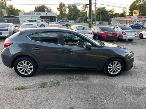Used 2015 MAZDA MAZDA3 i Touring image 6