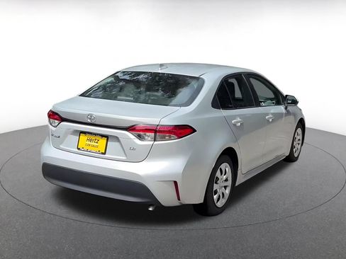 Used 2025 Toyota Corolla LE FWD image 14