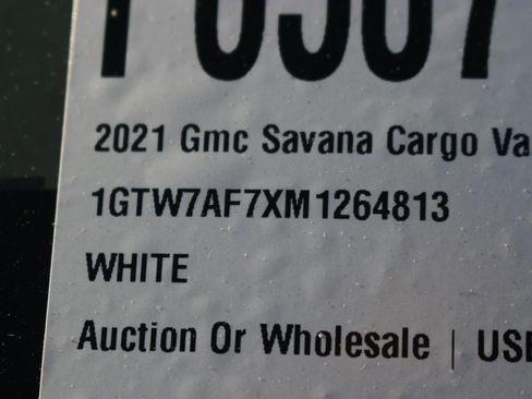 Used 2021 GMC Savana 2500 w/ Driver Convenience Package RWD image 36