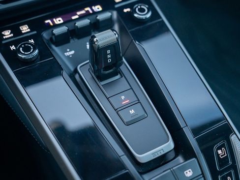 Certified 2024 Porsche 911 Carrera 4S AWD/4WD image 20